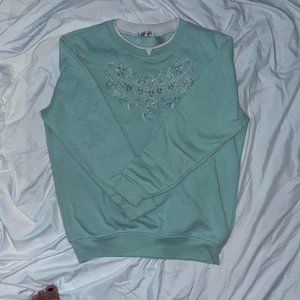 HASTING&SMITH baby blue sweater with silver embroidery